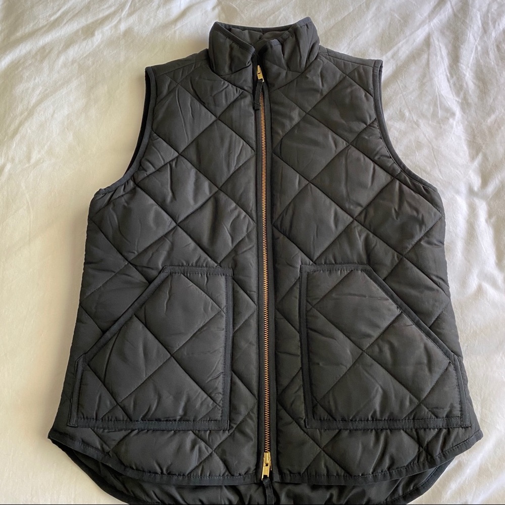 J.Crew Factory black puffer vest